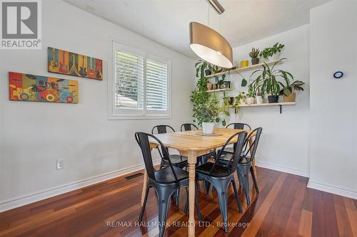 32 Warwick Court, Kitchener, ON - Indoor Photo Showing Dining Room