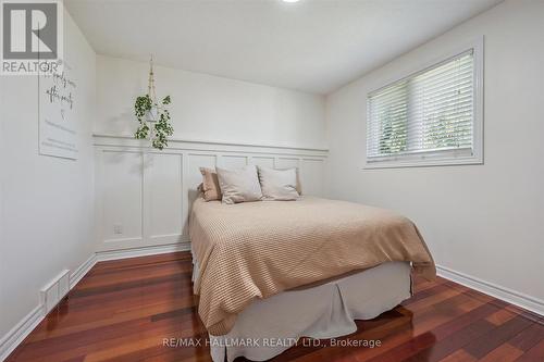 32 Warwick Court, Kitchener, ON - Indoor Photo Showing Bedroom