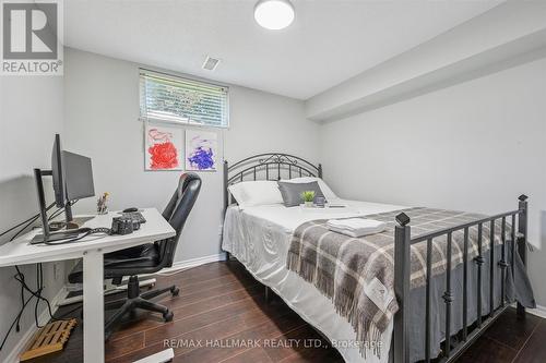 32 Warwick Court, Kitchener, ON - Indoor Photo Showing Bedroom