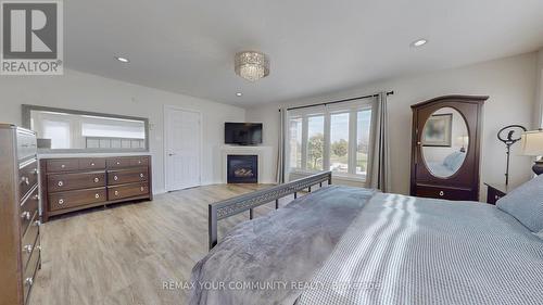 1065 20Th Side Road, King, ON - Indoor Photo Showing Bedroom