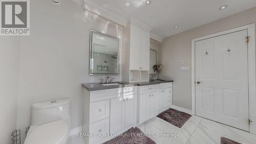 1065 20Th Side Road, King, ON - Indoor Photo Showing Bathroom