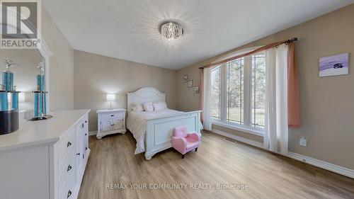 1065 20Th Side Road, King, ON - Indoor Photo Showing Bedroom