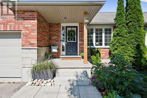 105 SPENCER DRIVE  Centre Wellington (Elora/Salem), ON N0B 1S0