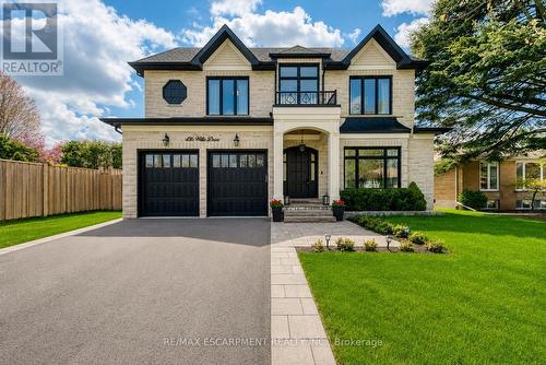 436 WILLIS DRIVE  Oakville, ON L6L 4V5