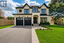 436 WILLIS DRIVE Oakville, ON L6L 4V5