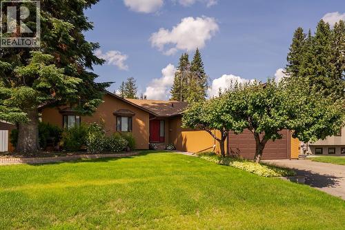 2715 WILDWOOD CRESCENT  Prince George, BC V2K 3Y4