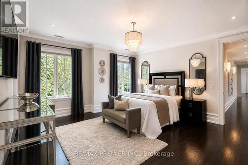 6 The Bridle Path, Toronto, ON - Indoor Photo Showing Bedroom