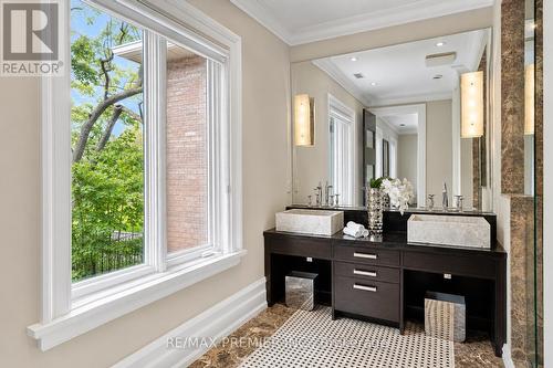 6 The Bridle Path, Toronto, ON - Indoor Photo Showing Other Room