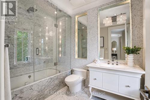 6 The Bridle Path, Toronto, ON - Indoor Photo Showing Bathroom