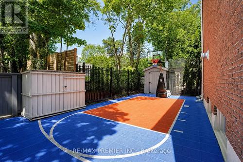 6 The Bridle Path, Toronto, ON - Outdoor