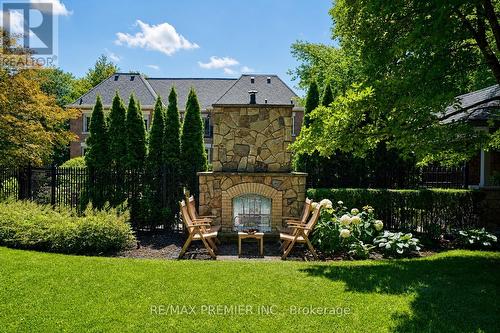 6 The Bridle Path, Toronto, ON - Outdoor