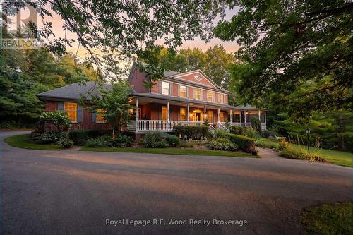 7335 Pack Road, London South (South V), ON - Outdoor With Deck Patio Veranda With Facade