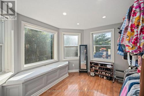 7335 Pack Road, London South (South V), ON - Indoor