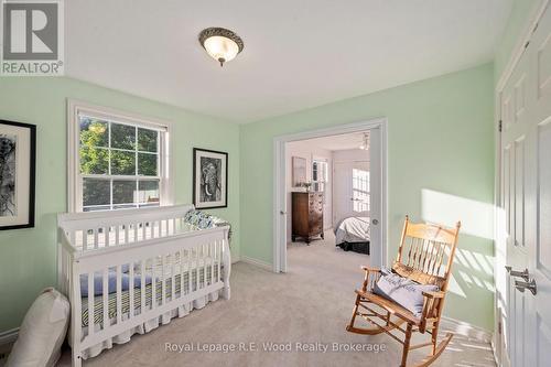 7335 Pack Road, London South (South V), ON - Indoor Photo Showing Bedroom