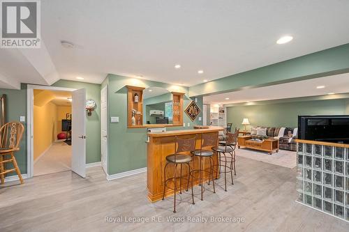 7335 Pack Road, London South (South V), ON - Indoor Photo Showing Other Room