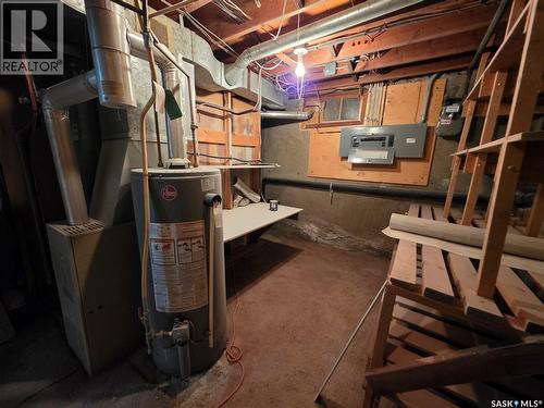 1119 Chaplin Street E, Swift Current, SK - Indoor Photo Showing Basement