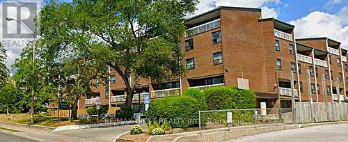 306 - 4062 LAWRENCE AVENUE E  Toronto, ON M1E 4V5