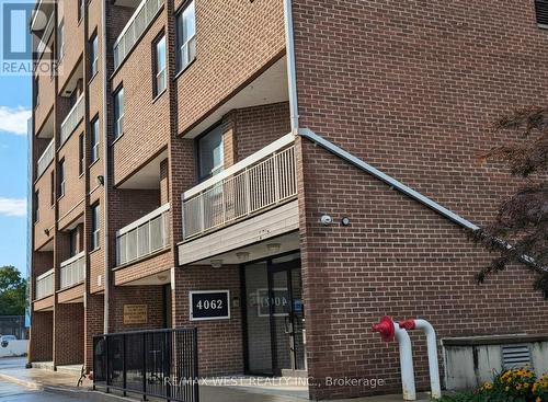 306 - 4062 LAWRENCE AVENUE E  Toronto, ON M1E 4V5