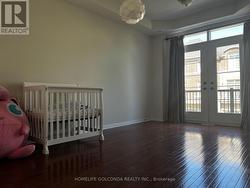 139 CHAPMAN COURT Aurora, ON L4G 0E2