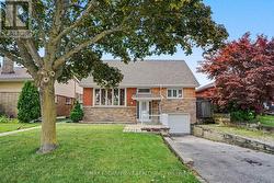 100 HARDALE CRESCENT  Hamilton, ON L8T 1Y3