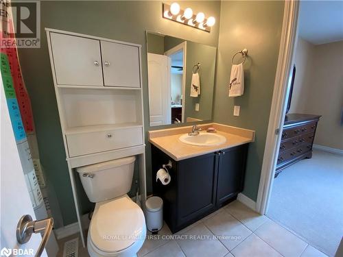 63 Sydenham, Barrie, ON - Indoor Photo Showing Bathroom