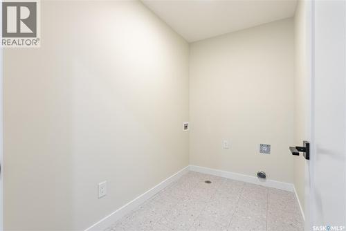 207 Amisk Way, Saskatoon, SK - Indoor Photo Showing Other Room
