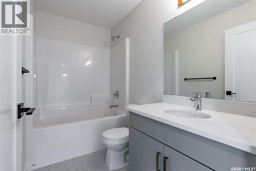207 Amisk Way, Saskatoon, SK - Indoor Photo Showing Bathroom
