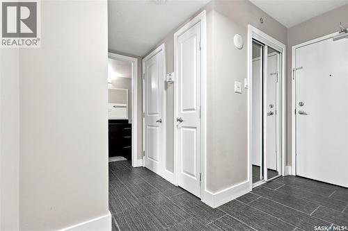 205 320 5Th Avenue N, Saskatoon, SK - Indoor Photo Showing Other Room