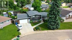 9 Gibson BAY Yorkton, SK S3N 3H4