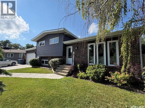 9 Gibson Bay, Yorkton, SK - Outdoor