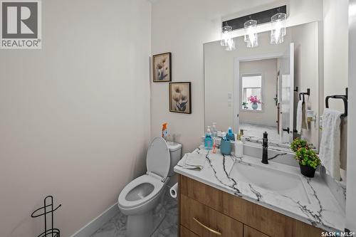 559 Kalra Street, Saskatoon, SK - Indoor Photo Showing Bathroom