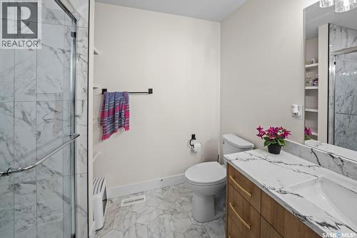 559 Kalra Street, Saskatoon, SK - Indoor Photo Showing Bathroom