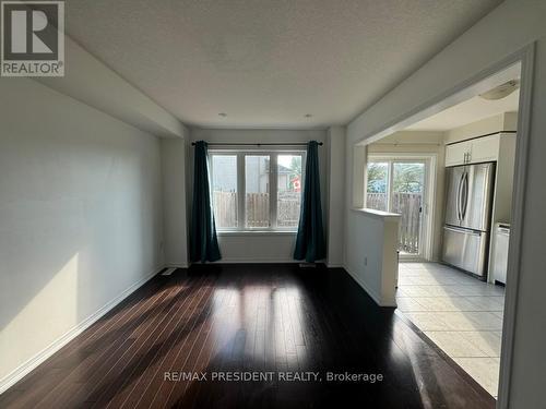 4 AVEDISIAN STREET , Brantford, Ontario N3T 0G8 4
