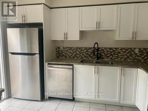 4 AVEDISIAN STREET , Brantford, Ontario N3T 0G8 5