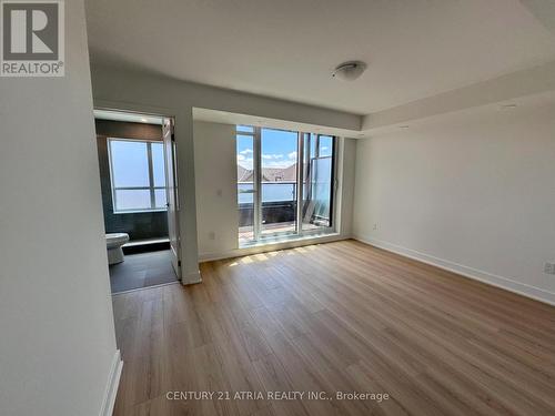 28 Alpine Symphony Path, Oshawa, ON - Indoor Photo Showing Other Room