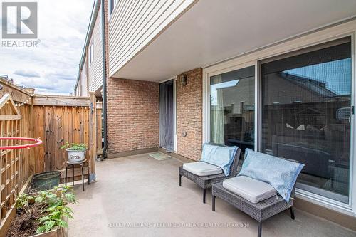 60 Springfair Avenue, Aurora, ON - Outdoor With Deck Patio Veranda With Exterior