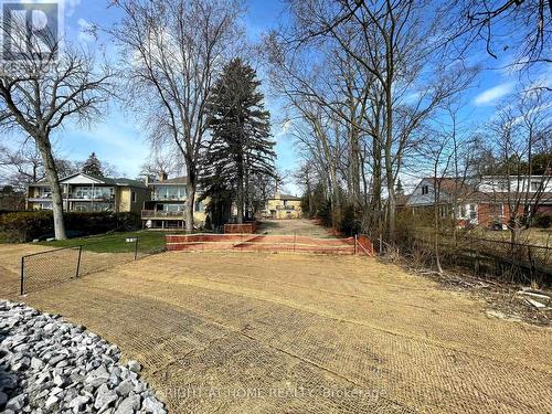 9 Carlis Place, Mississauga, ON 