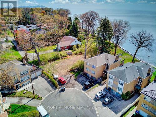 9 Carlis Place, Mississauga, ON 
