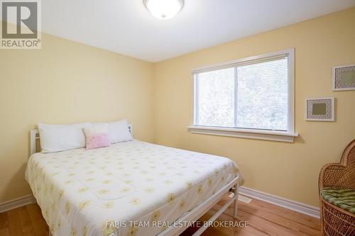 1787 Champlain Road, Tiny, ON - Indoor Photo Showing Bedroom