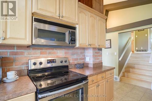 1787 Champlain Road, Tiny, ON - Indoor Photo Showing Kitchen