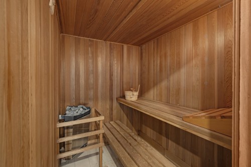 Sauna - 3046 Le Boulevard, Montréal (Ville-Marie), QC - Indoor Photo Showing Other Room