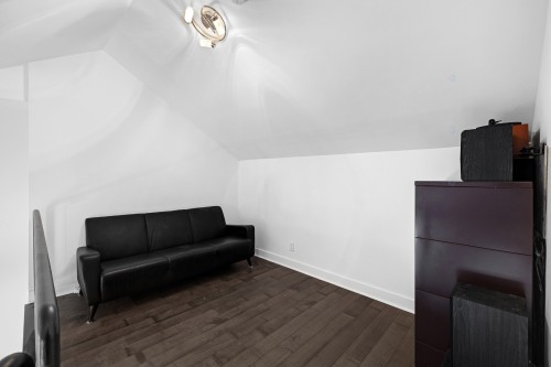 Mezzanine - 3046 Le Boulevard, Montréal (Ville-Marie), QC - Indoor Photo Showing Other Room