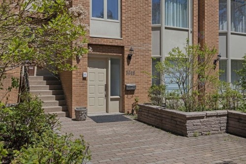 Front of Structure - 3046 Le Boulevard, Montréal (Ville-Marie), QC - Outdoor With Exterior