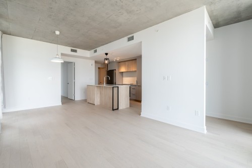 Salon - 929-505 Rue De L'Escale, Brossard, QC - Indoor Photo Showing Kitchen