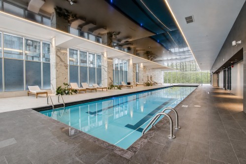 Pool - 2005-2320 Rue Tupper, Montréal (Ville-Marie), QC -  Photo Showing Other Room With In Ground Pool