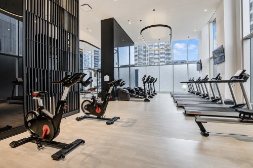 Exercise Room - 2005-2320 Rue Tupper, Montréal (Ville-Marie), QC - Indoor Photo Showing Gym Room