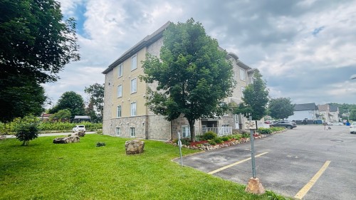 Façade - 2-8565 Place Du Charpentier, Mirabel, QC - Outdoor