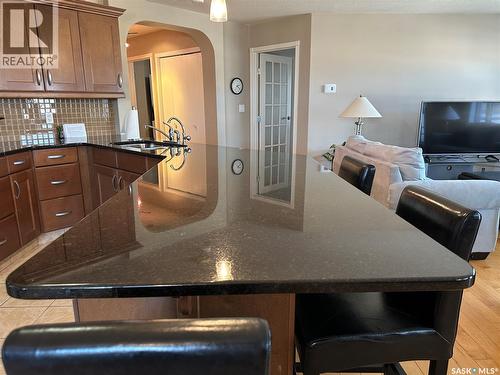 205 75 Souris Avenue, Weyburn, SK - Indoor Photo Showing Kitchen