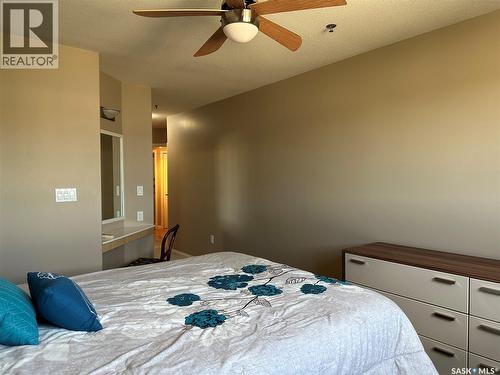 205 75 Souris Avenue, Weyburn, SK - Indoor Photo Showing Bedroom