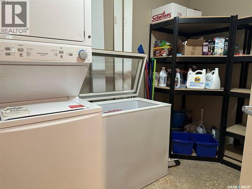 205 75 Souris Avenue, Weyburn, SK - Indoor Photo Showing Laundry Room